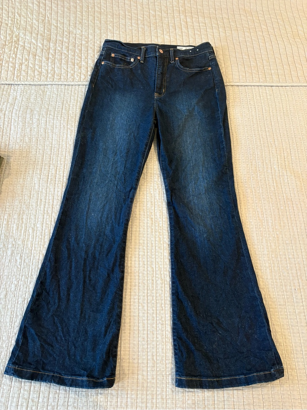 GAP Women's 70’s Flare Jeans